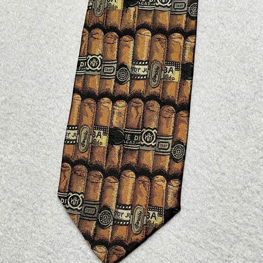 Robert Talbott Best of Class Frontgate Cigar Pattern Silk tie Hand Sewn Made USA